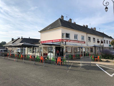 Fonds de commerce - Magasins - 133 m²