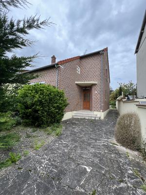 Maison - 82 m² - 4 pièces