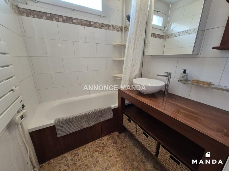 Appartement - 83 m² - 4 pièces
