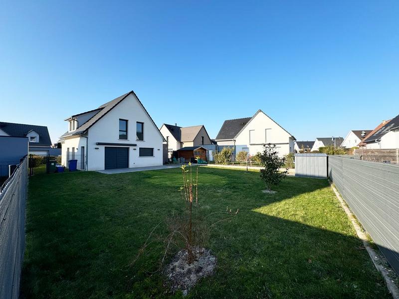 Maison contemporaine - 130 m² - 4 pièces