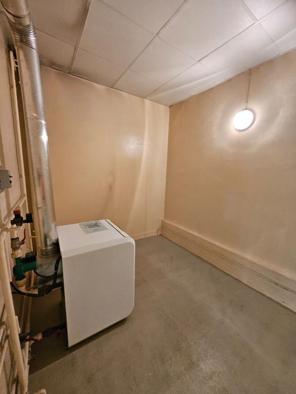 Local commercial - 127 m²