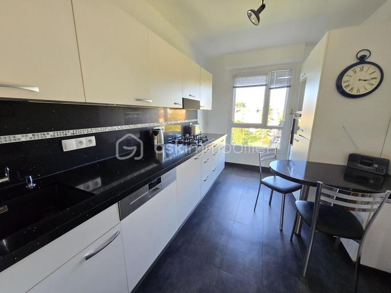 Appartement - 76 m² - 4 pièces