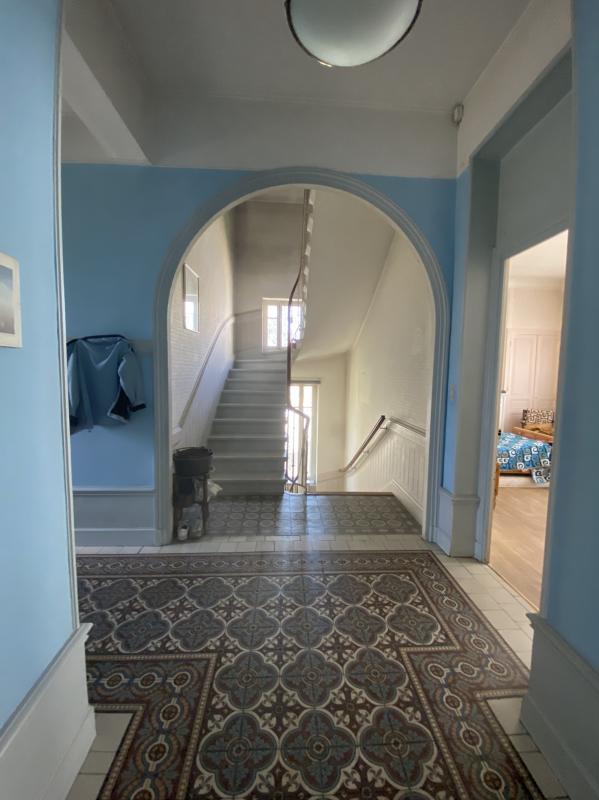 Maison - 232 m² - 8 pièces