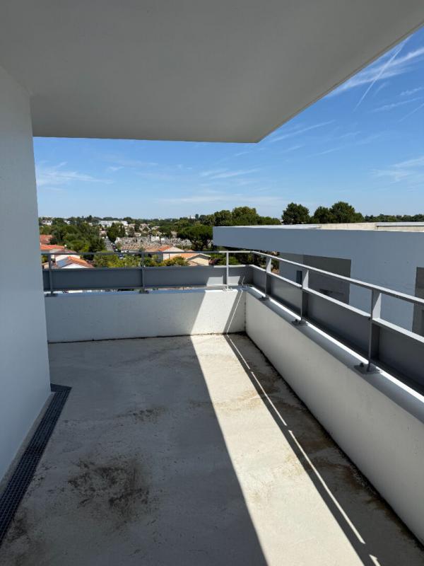 Appartement - 94 m² - 5 pièces