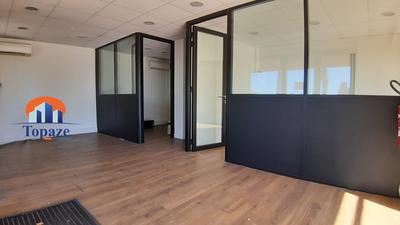 Local commercial - 42 m² - 3 pièces
