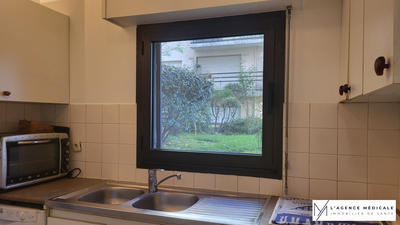 Bureau - 48 m² - 2 pièces