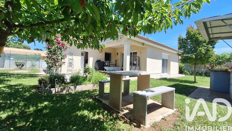 Maison - 88 m² - 4 pièces