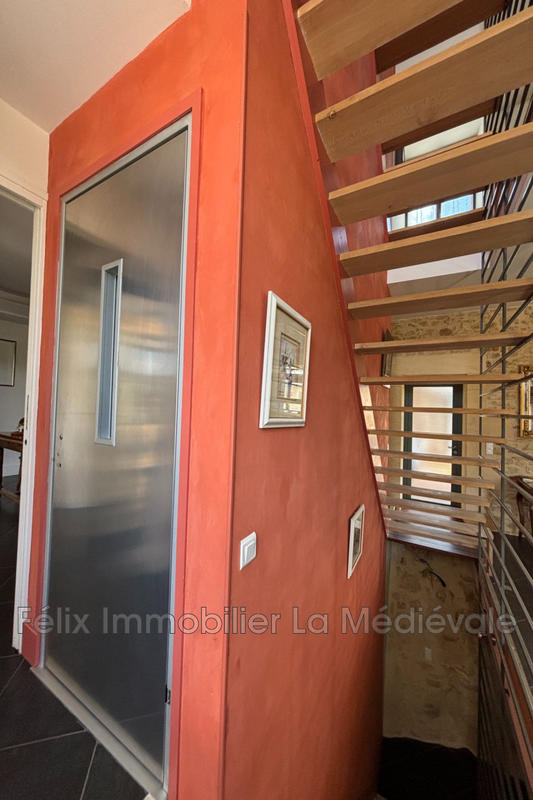 Maison chambre d'hôtes - 380 m² - 10 pièces