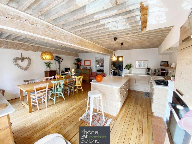 Appartement - 150 m² - 4 pièces