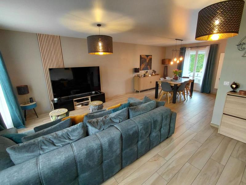 Maison - 116 m² - 6 pièces