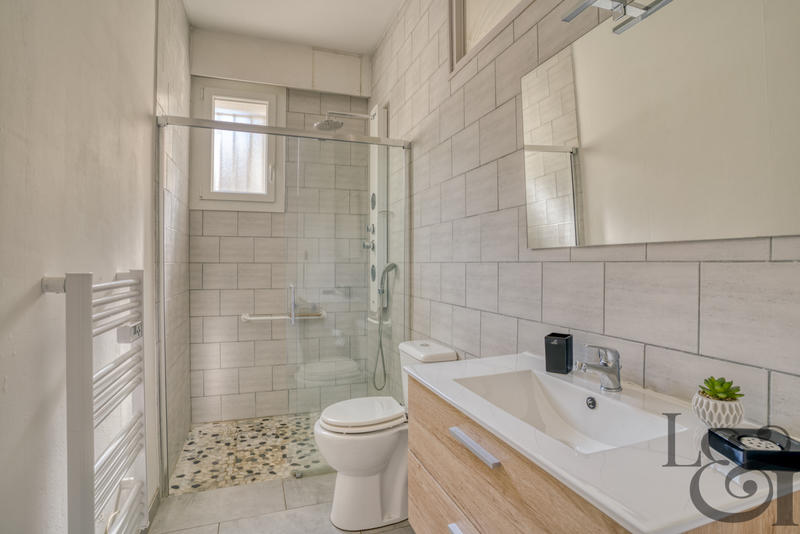 Maison - 175 m² - 7 pièces