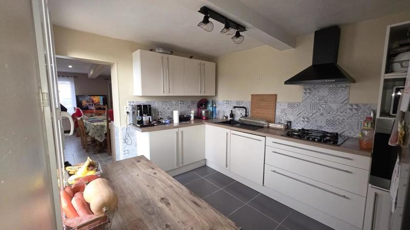 Maison - 83 m² - 5 pièces