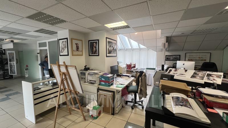 Appartement - 210 m² - 4 pièces