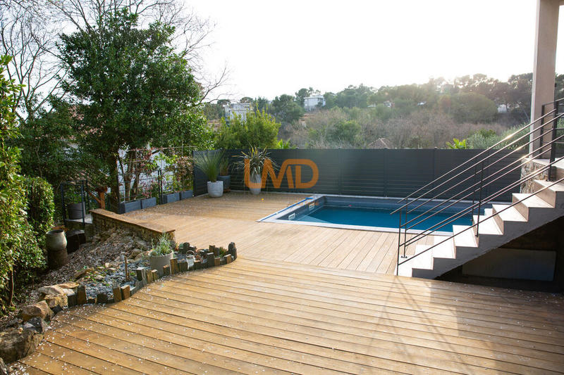 Maison - 147 m² - 6 pièces