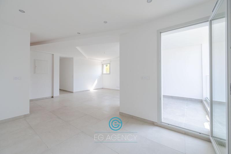 Appartement - 115 m² - 4 pièces