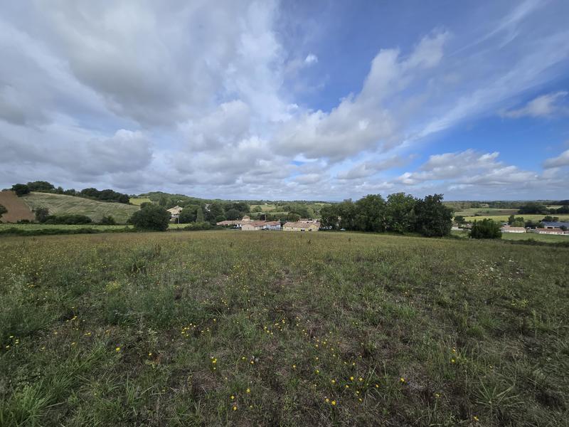 Terrain de loisirs - 15 637 m²