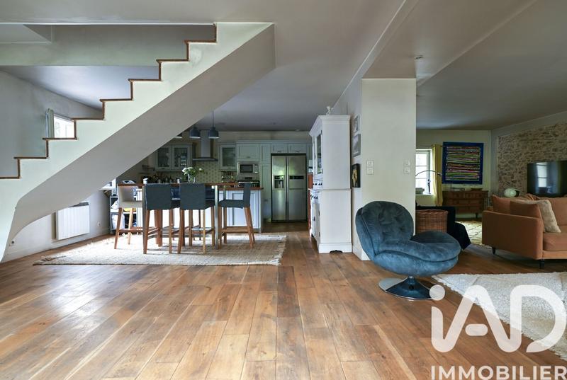 Maison - 179 m² - 8 pièces