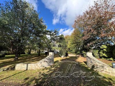 Propriété - 120 m² - 7 pièces