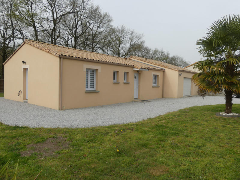 Maison - 82 m² - 4 pièces