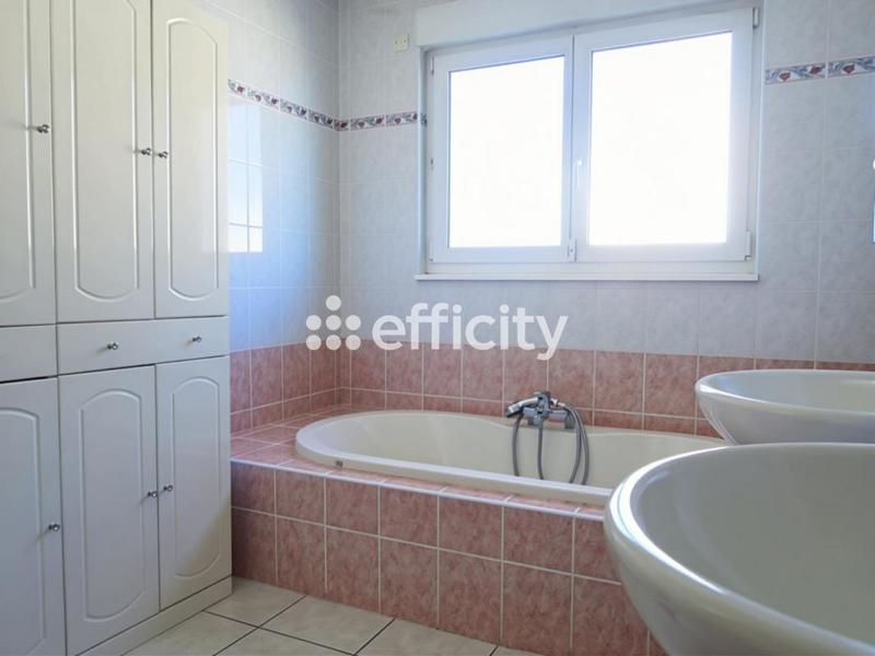 Maison - 115 m² - 6 pièces