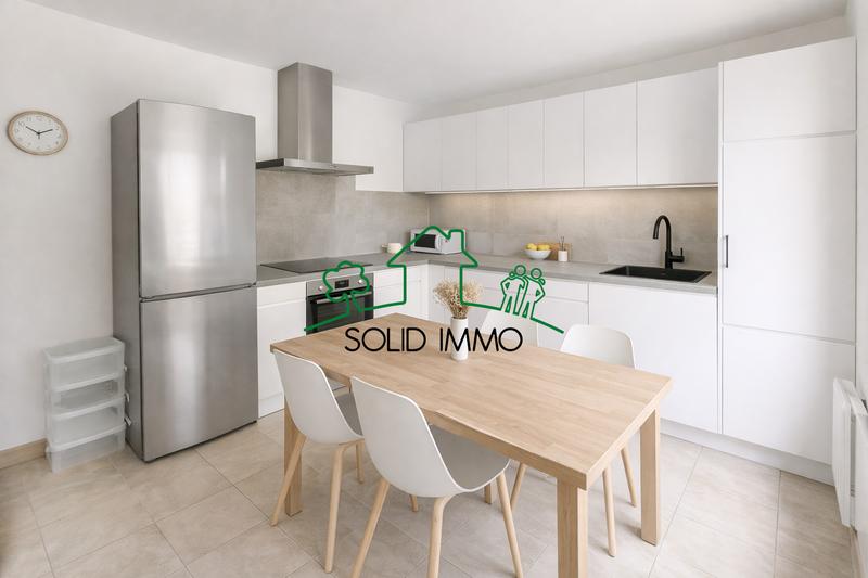 Maison - 196 m² - 8 pièces