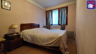 Maison - 92 m² - 5 pièces