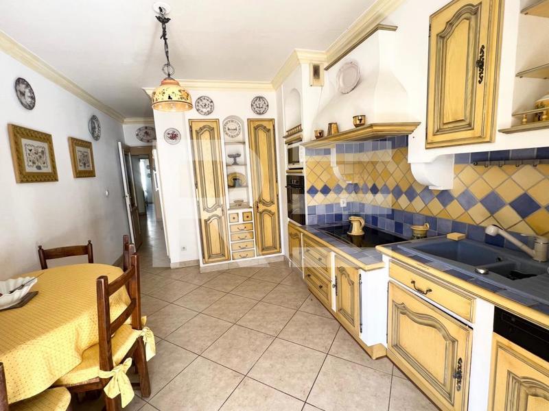 Appartement - 170 m² - 7 pièces