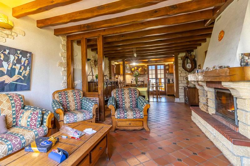 Maison - 137 m² - 6 pièces