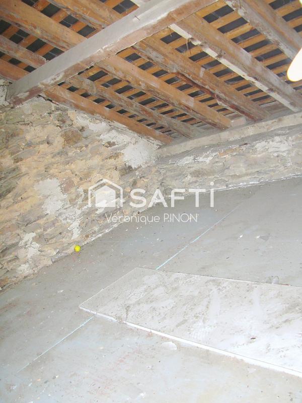 Maison - 86 m² - 5 pièces