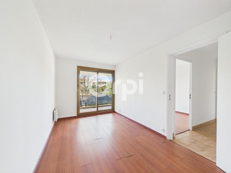 Appartement - 83 m² - 3 pièces