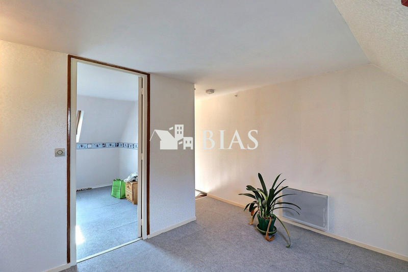 Maison - 104 m² - 5 pièces