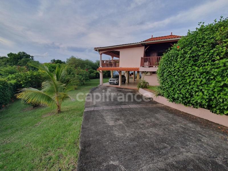 Maison - 163 m² - 6 pièces