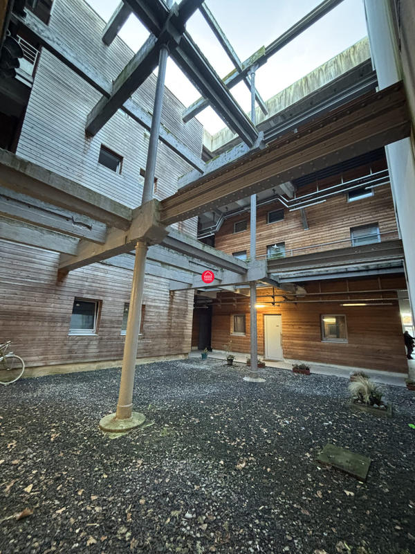 Loft - 73 m² - 1 pièce