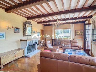 Appartement - 161 m² - 6 pièces