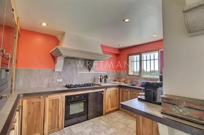 Maison - 122 m² - 4 pièces