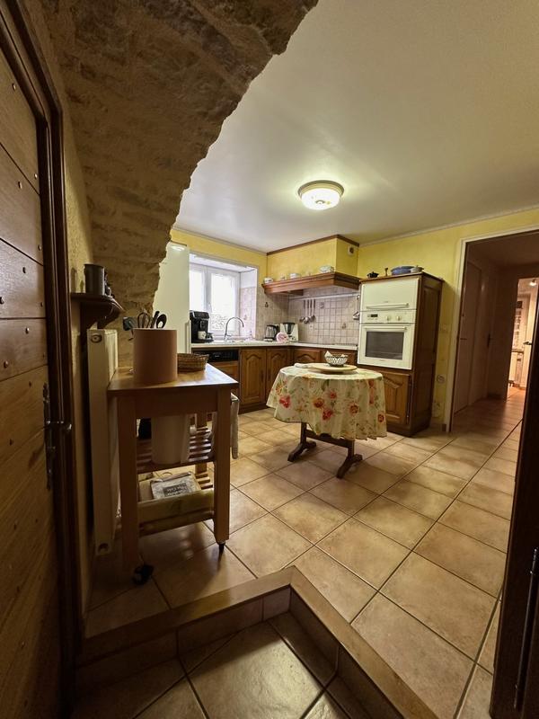 Maison ancienne - 192 m² - 8 pièces