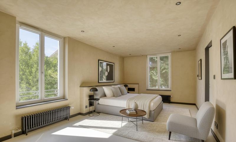 Maison - 231 m² - 7 pièces