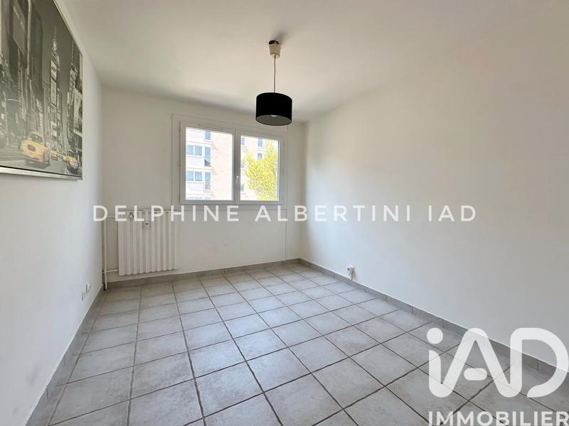 Appartement - 81 m² - 5 pièces