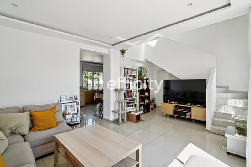 Maison - 114 m² - 5 pièces