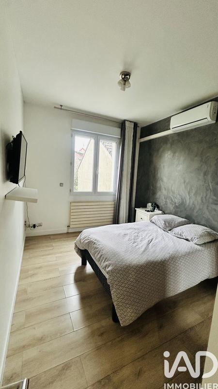 Maison - 186 m² - 8 pièces