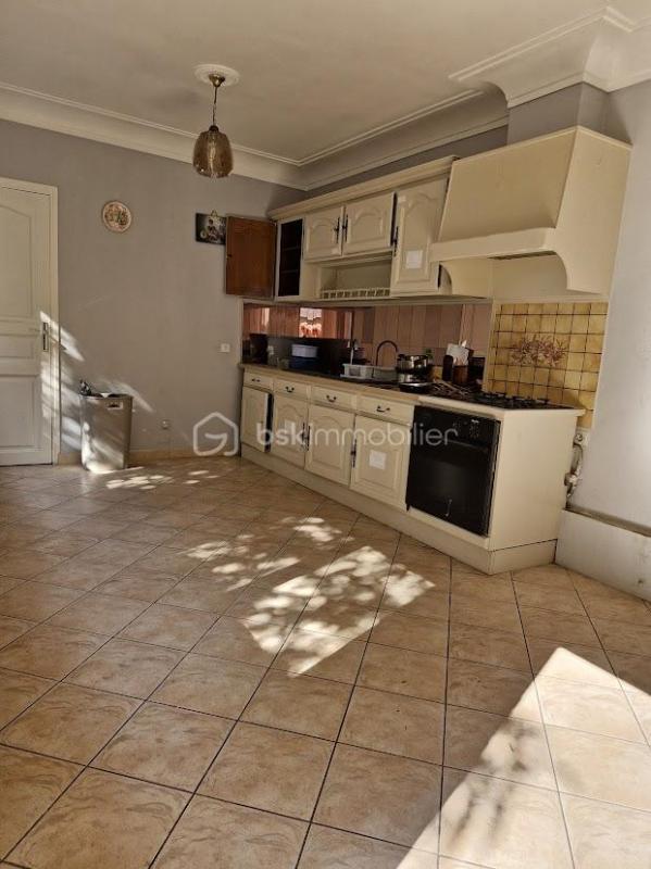 Maison - 155 m² - 8 pièces