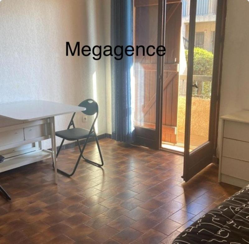 Studio - 25 m² - 1 pièce