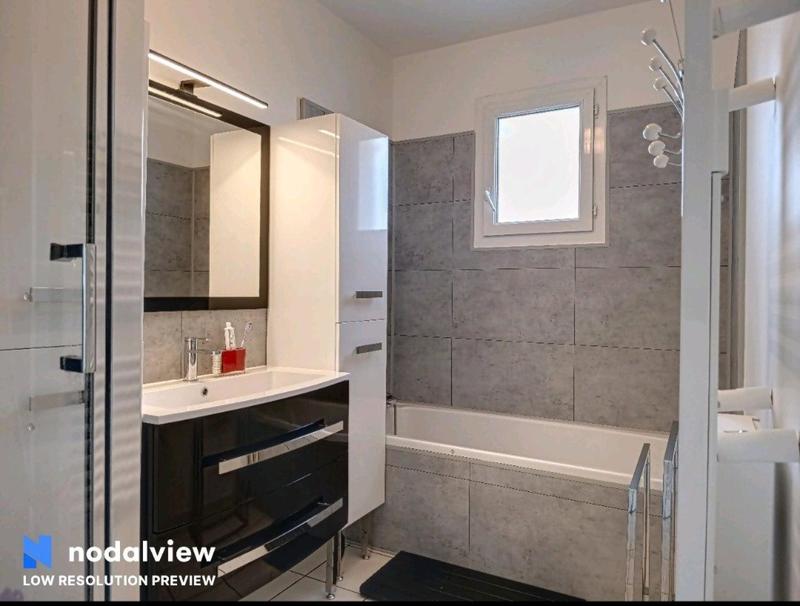 Maison - 75 m² - 3 pièces