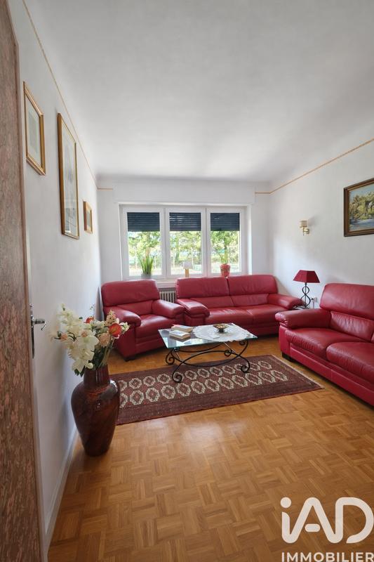 Maison - 240 m² - 5 pièces