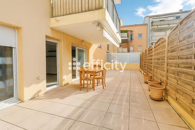 Appartement - 82 m² - 4 pièces