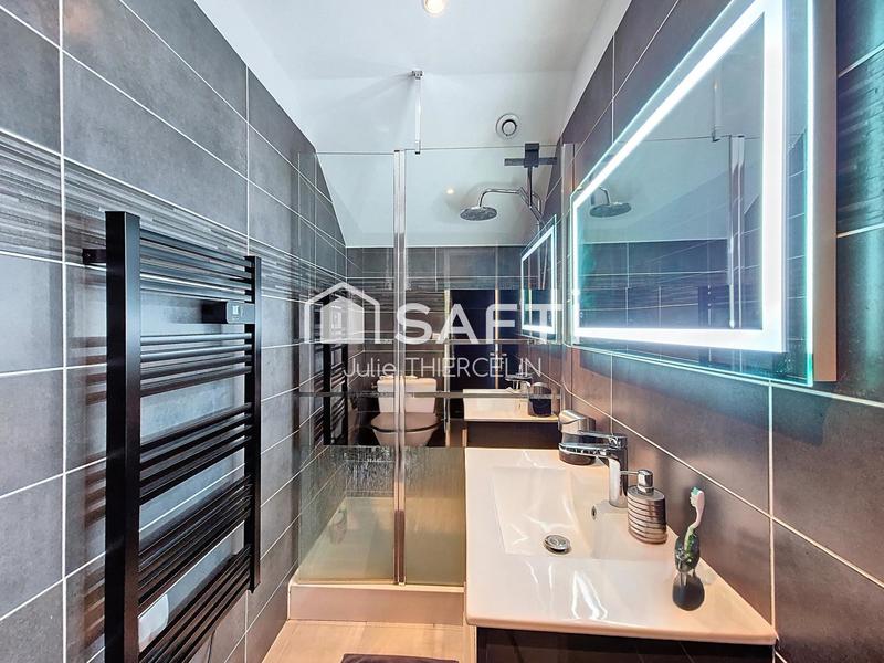 Maison - 136 m² - 5 pièces