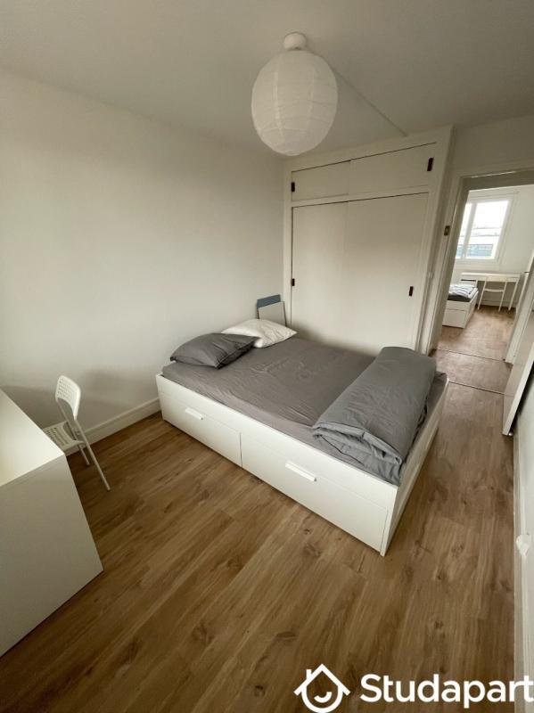 Chambre - 11 m² - 1 pièce