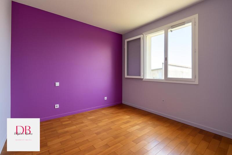 Maison - 92 m² - 5 pièces