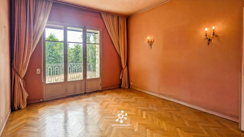 Appartement - 122 m² - 4 pièces