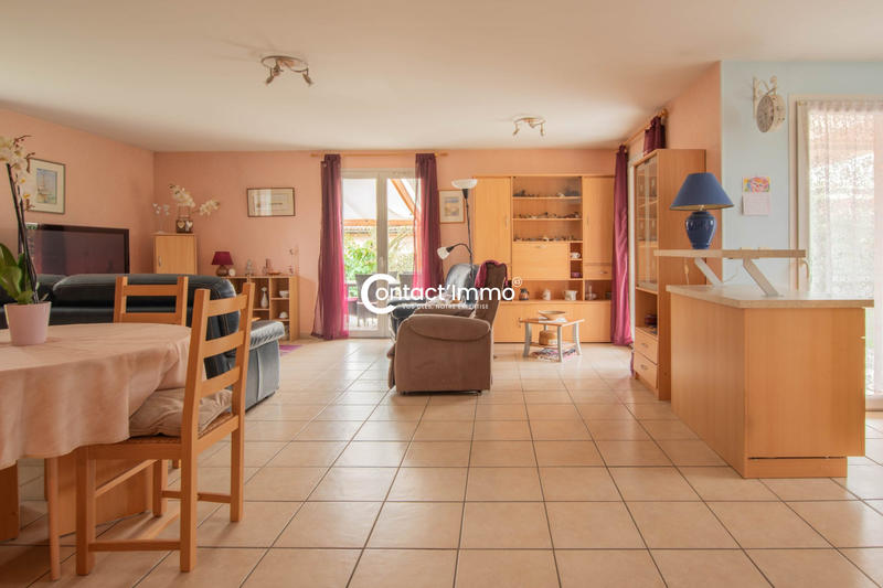 Maison - 92 m² - 4 pièces